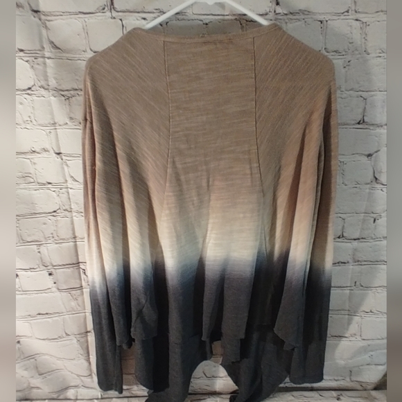 YFB Young Fabulous and Broke Dip Dye V Neck Long Sleeve Top S - Picture 2 of 14
